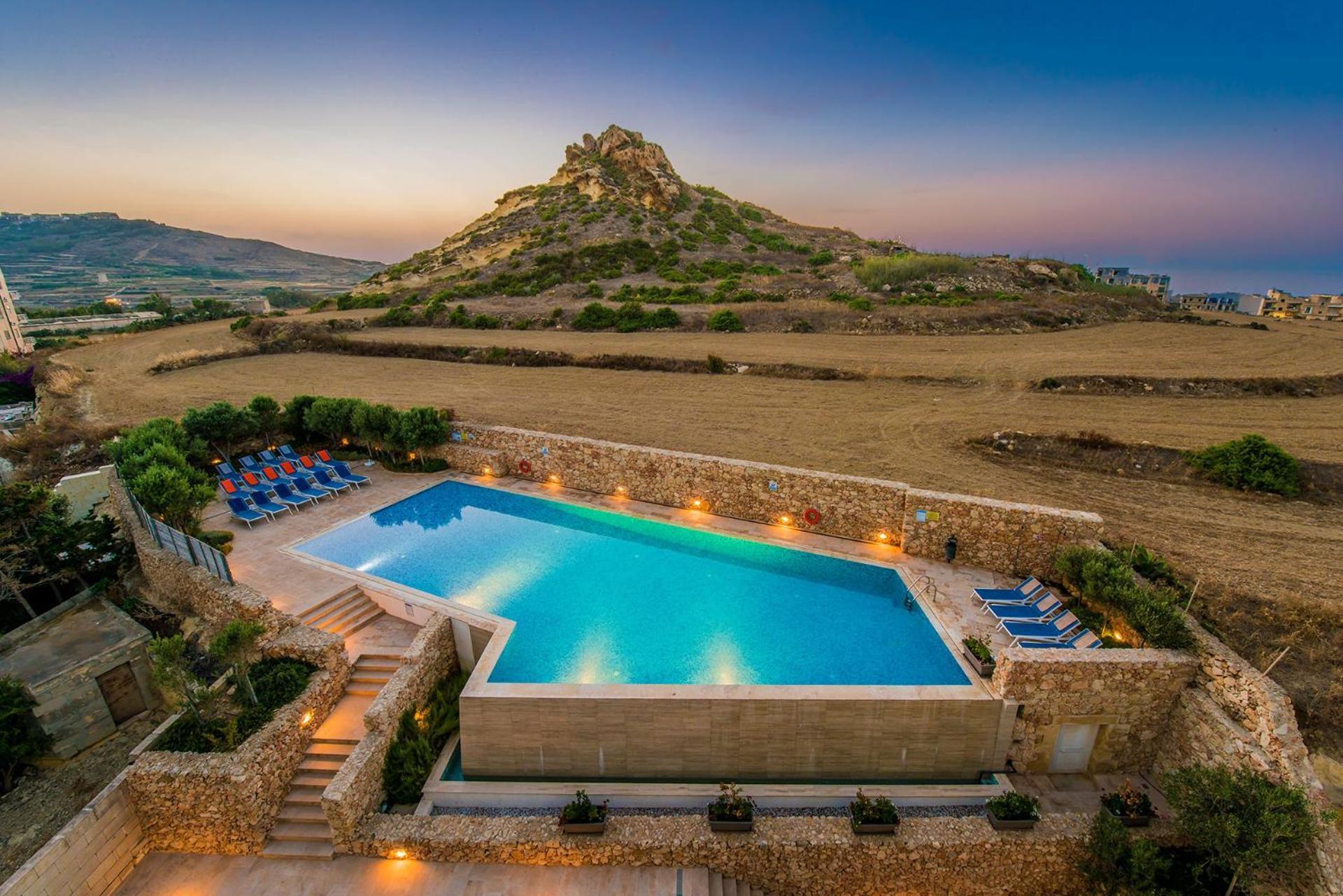 Hillock Residence Apartments Marsalforn Esterno foto