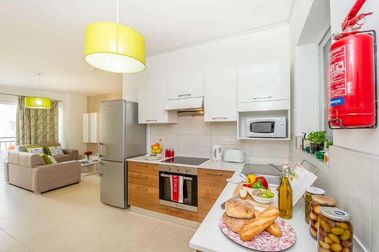 Hillock Residence Apartments Marsalforn Esterno foto